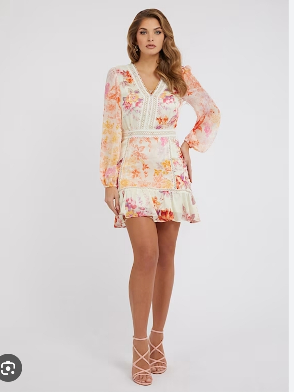 Detailed Guess Floral V-Neck Ruffle Mini Dress